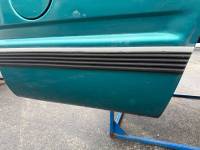 Chevrolet  - Used 88-98 Chevy CK Teal 6.5ft Short Truck Bed - Image 46