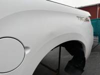 Toyota  - 07-13 Toyota Tundra 6.5' White Access Cab Bed - Image 46