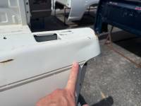 Chevrolet  - 99-06 Chevy Silverado/GMC Sierra White 6.5ft Short Bed - Image 69