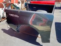  2022-2026 Toyota Tundra 5.5' Black Crew Cab Short Bed