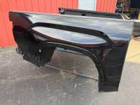 Toyota  - 2022-2026 Toyota Tundra 5.5' Black Crew Cab Short Bed - Image 33