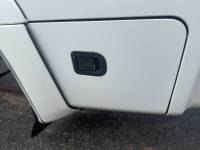 Nissan  - Used 04-15 Nissan Titan King Cab White 6.5ft Short Bed - Image 26
