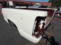 Chevrolet  - 99-06 Chevy Silverado/GMC Sierra White 6.5ft Short Bed - Image 22